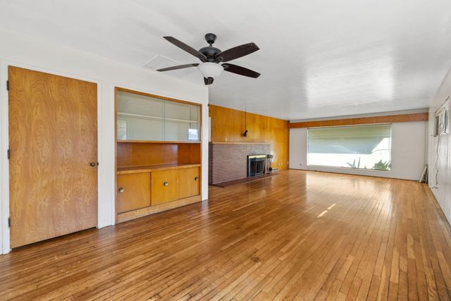 61 N Sinarle Place, Porterville, CA 93257