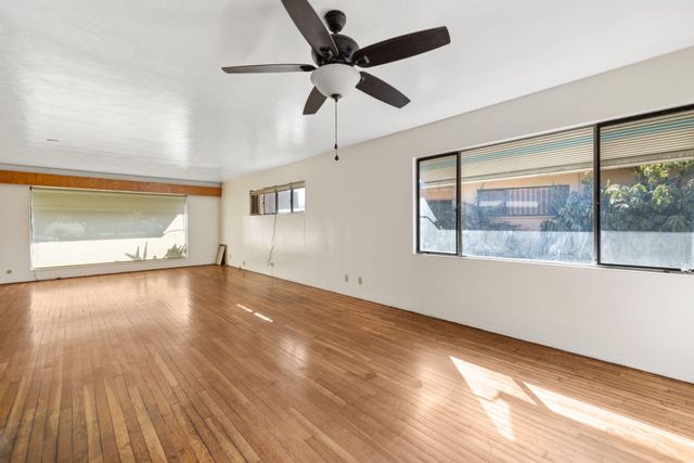 61 N Sinarle Place, Porterville, CA 93257