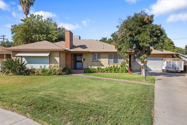 61 N Sinarle Place, Porterville, CA 93257