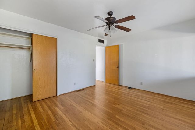 61 N Sinarle Place, Porterville, CA 93257