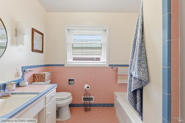 512 Keller St, Petaluma, CA 94952