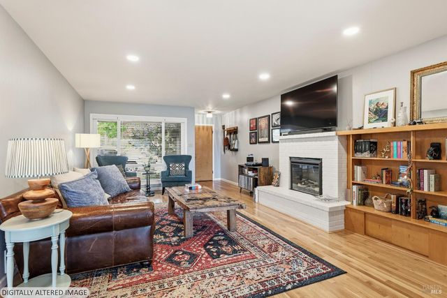 512 Keller St, Petaluma, CA 94952