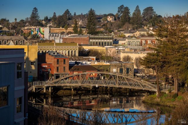 512 Keller St, Petaluma, CA 94952