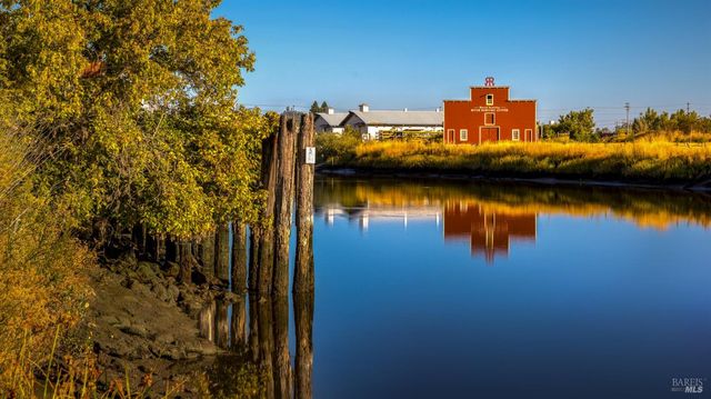 512 Keller St, Petaluma, CA 94952