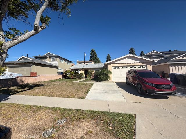 12004 Hartdale, La Mirada, CA 90638