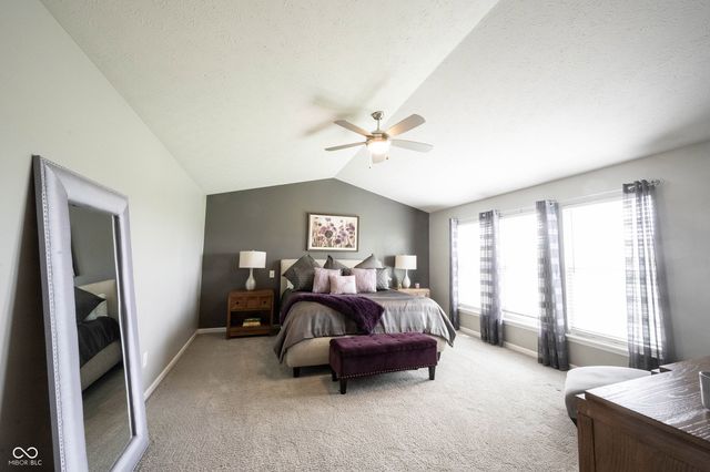 9245 Windrift Way, Zionsville, IN 46077