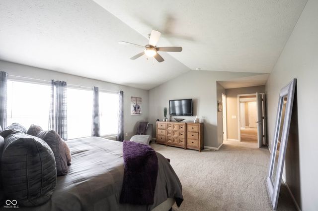 9245 Windrift Way, Zionsville, IN 46077