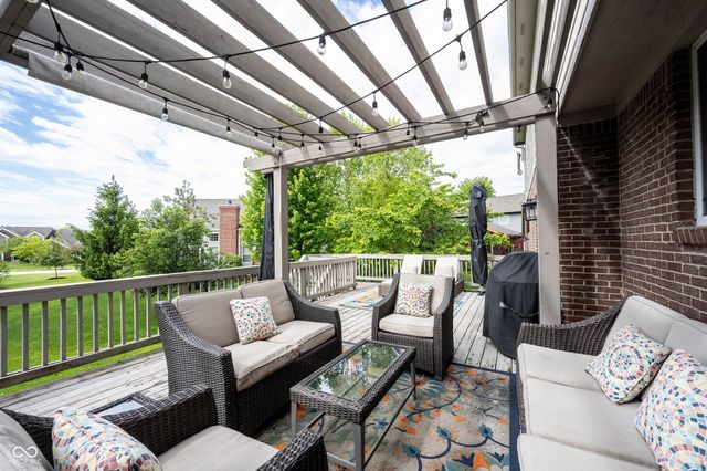 9245 Windrift Way, Zionsville, IN 46077