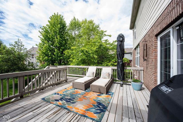 9245 Windrift Way, Zionsville, IN 46077