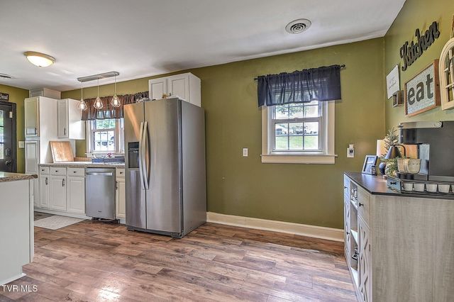 125 Maplelawn Drive, Bristol, TN 37620