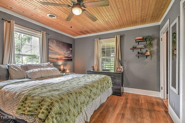 125 Maplelawn Drive, Bristol, TN 37620