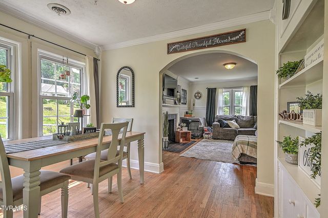 125 Maplelawn Drive, Bristol, TN 37620