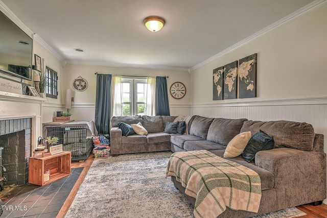 125 Maplelawn Drive, Bristol, TN 37620