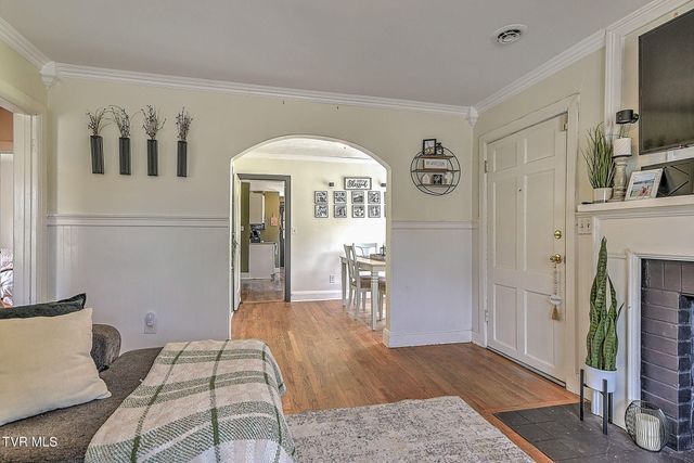 125 Maplelawn Drive, Bristol, TN 37620