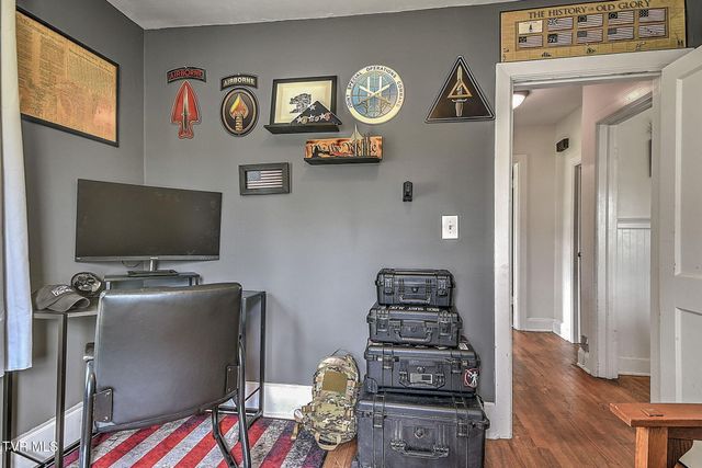 125 Maplelawn Drive, Bristol, TN 37620