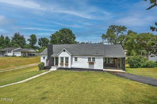 125 Maplelawn Drive, Bristol, TN 37620