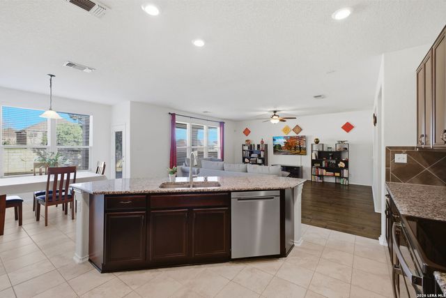 20331 Roche Oak, San Antonio, TX 78259