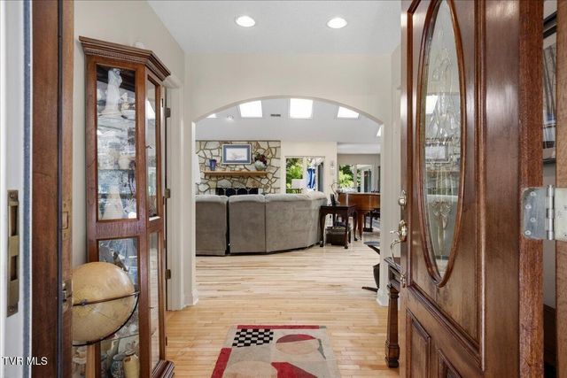 2031 Ridgefield Road, Johnson City, TN 37601