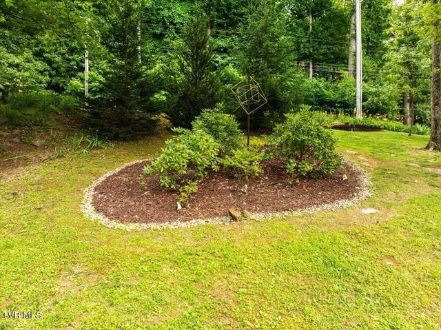 2031 Ridgefield Road, Johnson City, TN 37601