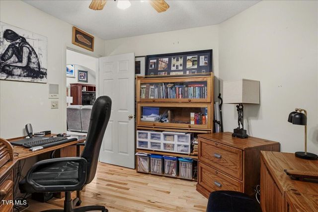 2031 Ridgefield Road, Johnson City, TN 37601