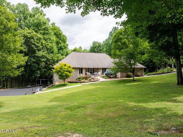 2031 Ridgefield Road, Johnson City, TN 37601
