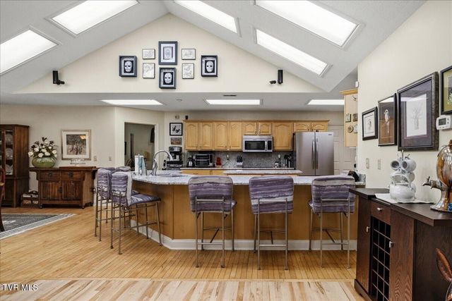 2031 Ridgefield Road, Johnson City, TN 37601