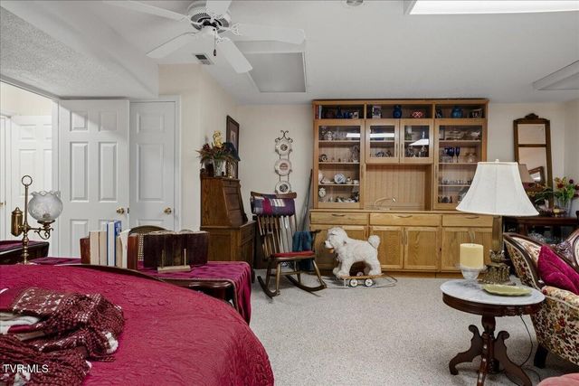 2031 Ridgefield Road, Johnson City, TN 37601