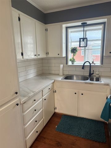 204 Juniper Street, Mansfield, TX 76063