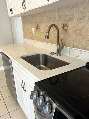 360 72ND AVENUE, St Petersburg, FL 33706