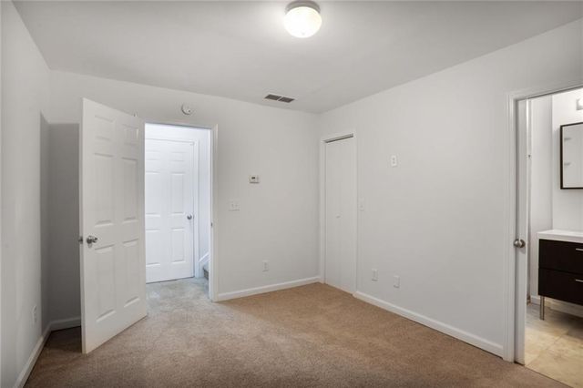 1488 Liberty Parkway NW, Atlanta, GA 30318