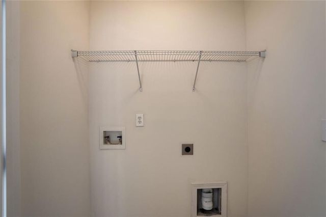 1488 Liberty Parkway NW, Atlanta, GA 30318