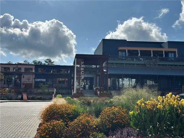 1488 Liberty Parkway NW, Atlanta, GA 30318