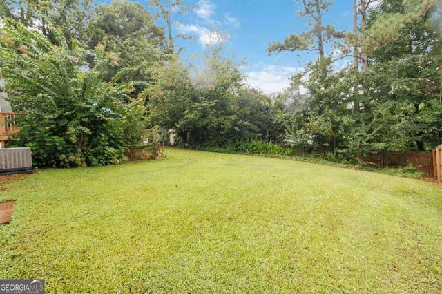 6428 PARADISE POINT Road, Flowery Branch, GA 30542