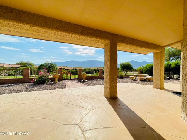 14380 N Choctaw Drive, Oro Valley, AZ 85755