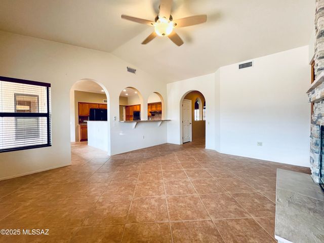 14380 N Choctaw Drive, Oro Valley, AZ 85755