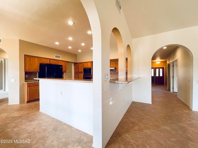 14380 N Choctaw Drive, Oro Valley, AZ 85755