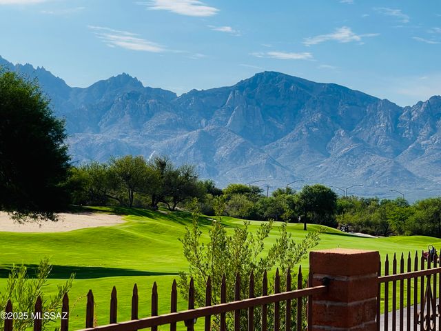 14380 N Choctaw Drive, Oro Valley, AZ 85755