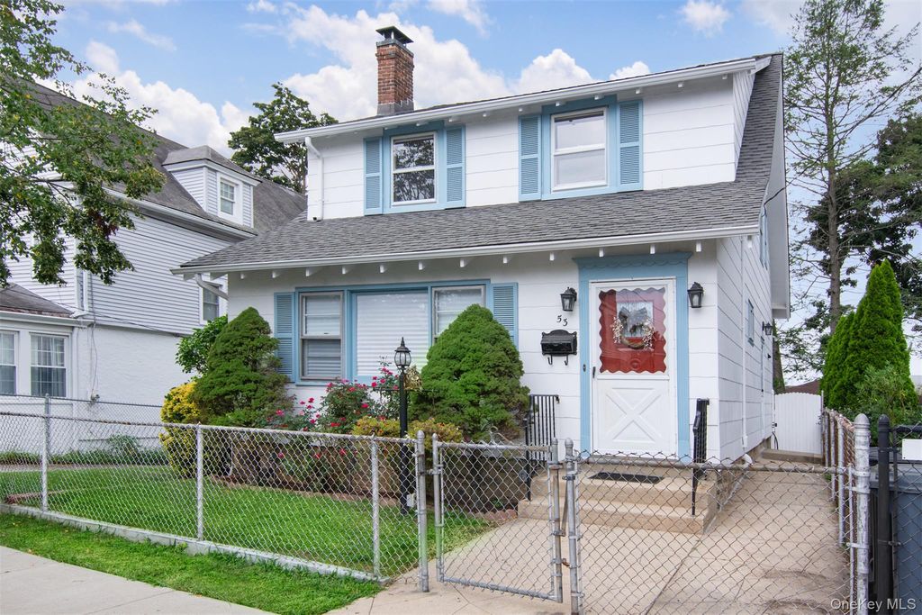 53 Briggs Avenue, Yonkers, NY 10701 — photo 2