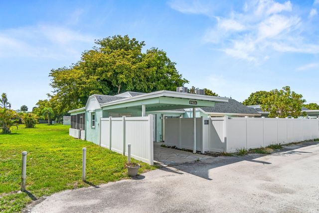 9162 SW 5th Street A, Boca Raton, FL 33428