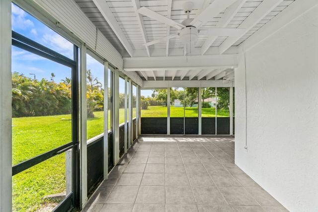 9162 SW 5th Street A, Boca Raton, FL 33428