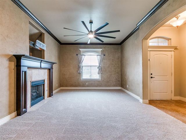 19132 Summer Grove Avenue, Edmond, OK 73012