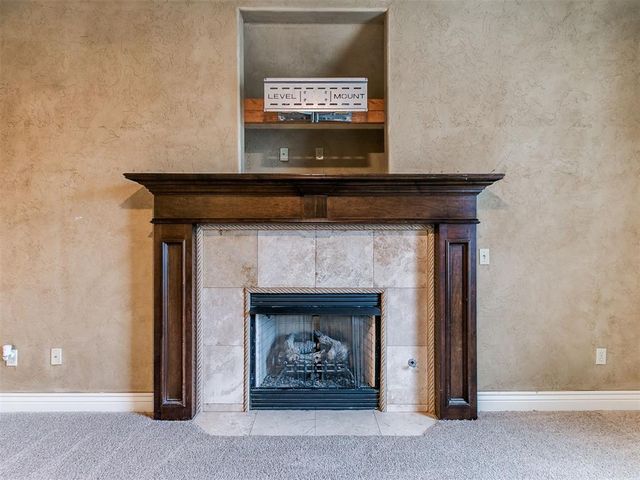 19132 Summer Grove Avenue, Edmond, OK 73012