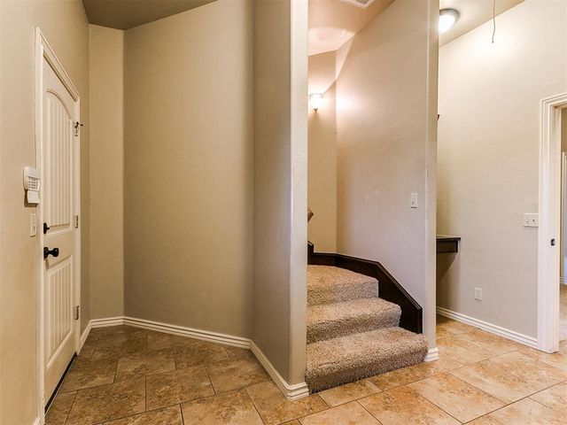 19132 Summer Grove Avenue, Edmond, OK 73012
