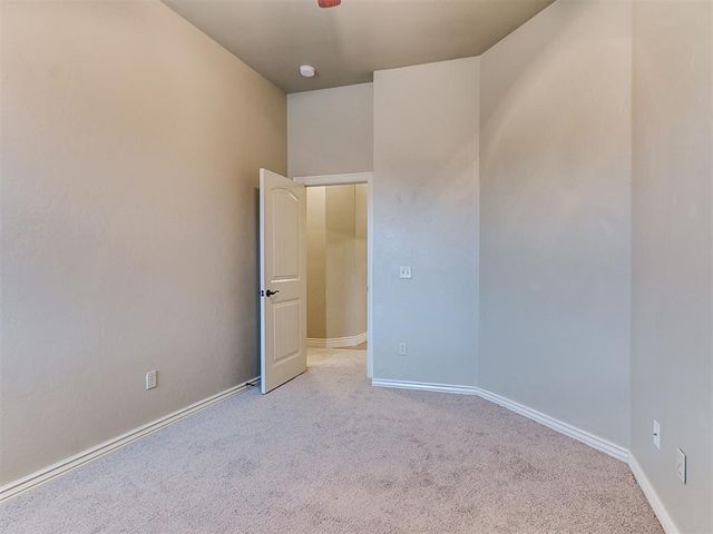 19132 Summer Grove Avenue, Edmond, OK 73012
