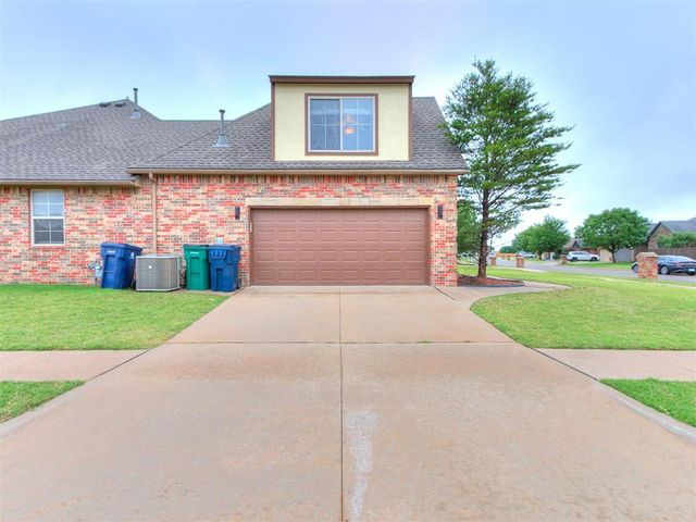 19132 Summer Grove Avenue, Edmond, OK 73012