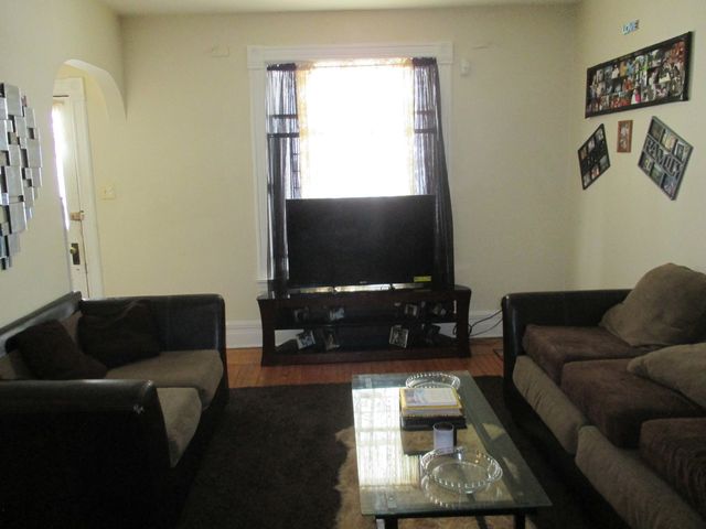 1316 S 4th Avenue, Maywood, IL 60153