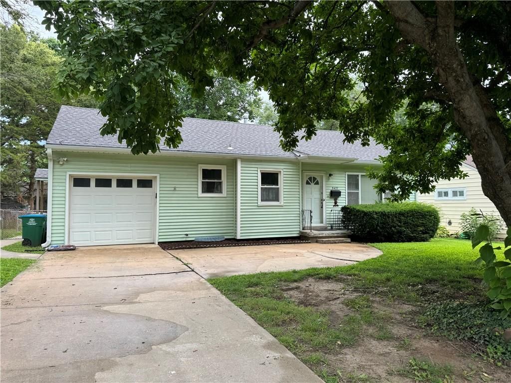 5427 Briar Street, Roeland Park, KS 66205
