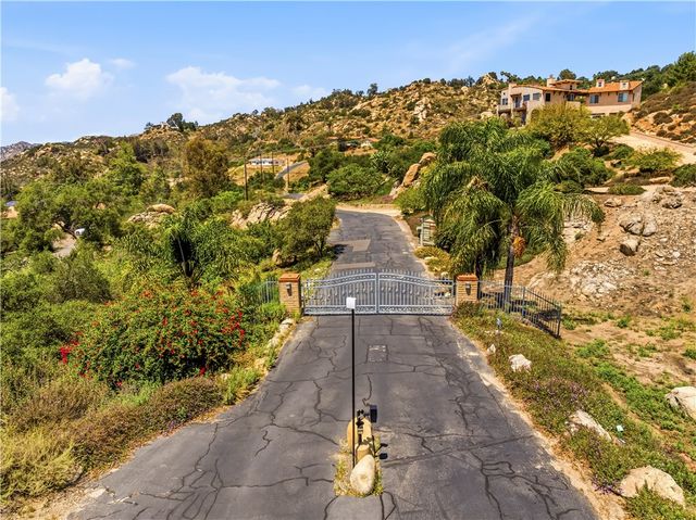 1485 Via Ladera, Fallbrook, CA 92028