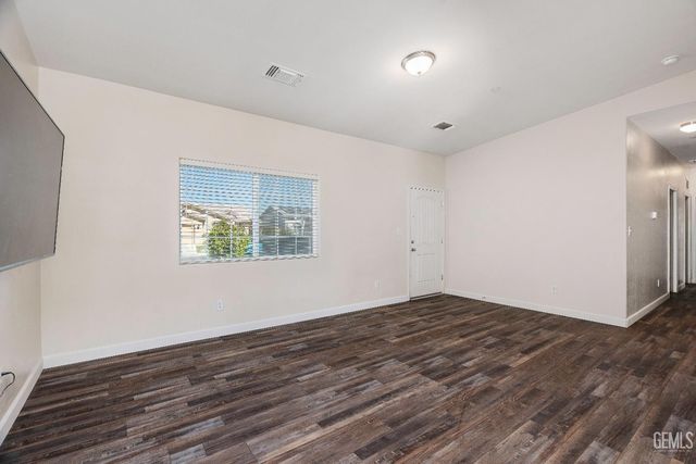 5223 Canaveral Drive, Bakersfield, CA 93307