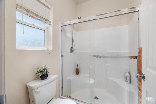 5223 Canaveral Drive, Bakersfield, CA 93307